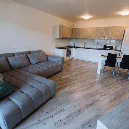 Miracle Apartman Pozsony Kültér fotó